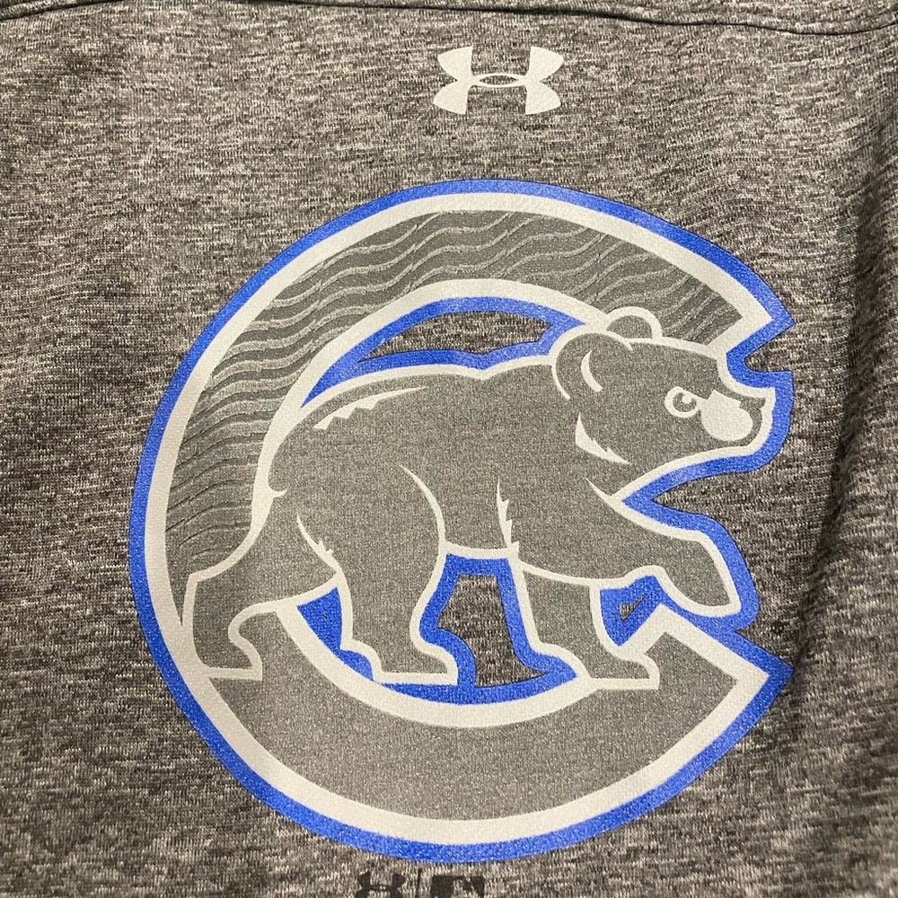 Women’s Under Armour Chicago Cubs Cowl Neck Sweatshirt